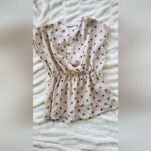 Paraella sparrow black and tan womens shirt has small holes see photo